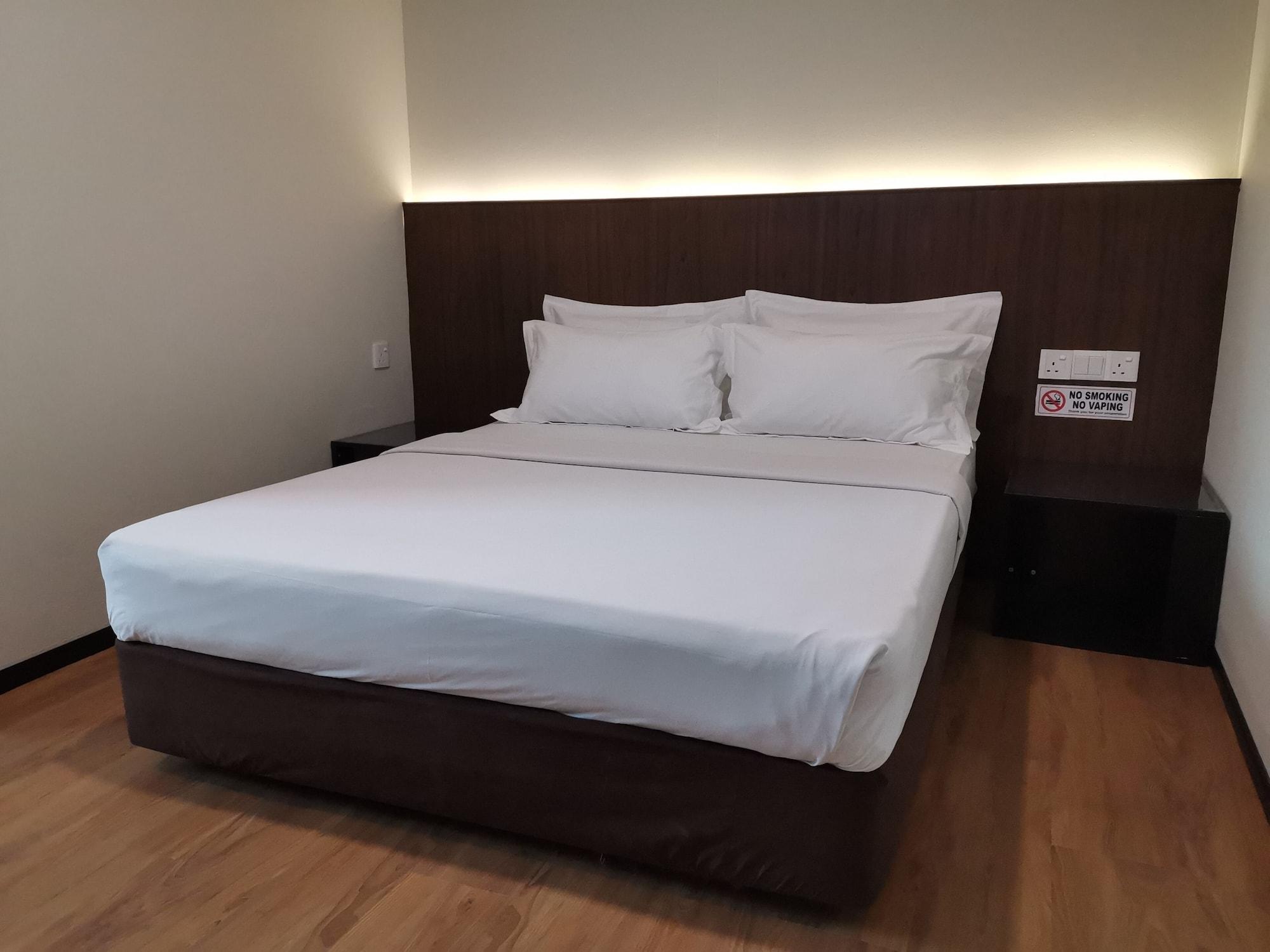 Hotel Holiday קוטה קינבלו מראה חיצוני תמונה