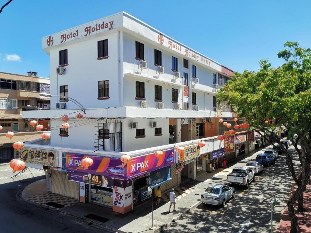Hotel Holiday קוטה קינבלו מראה חיצוני תמונה