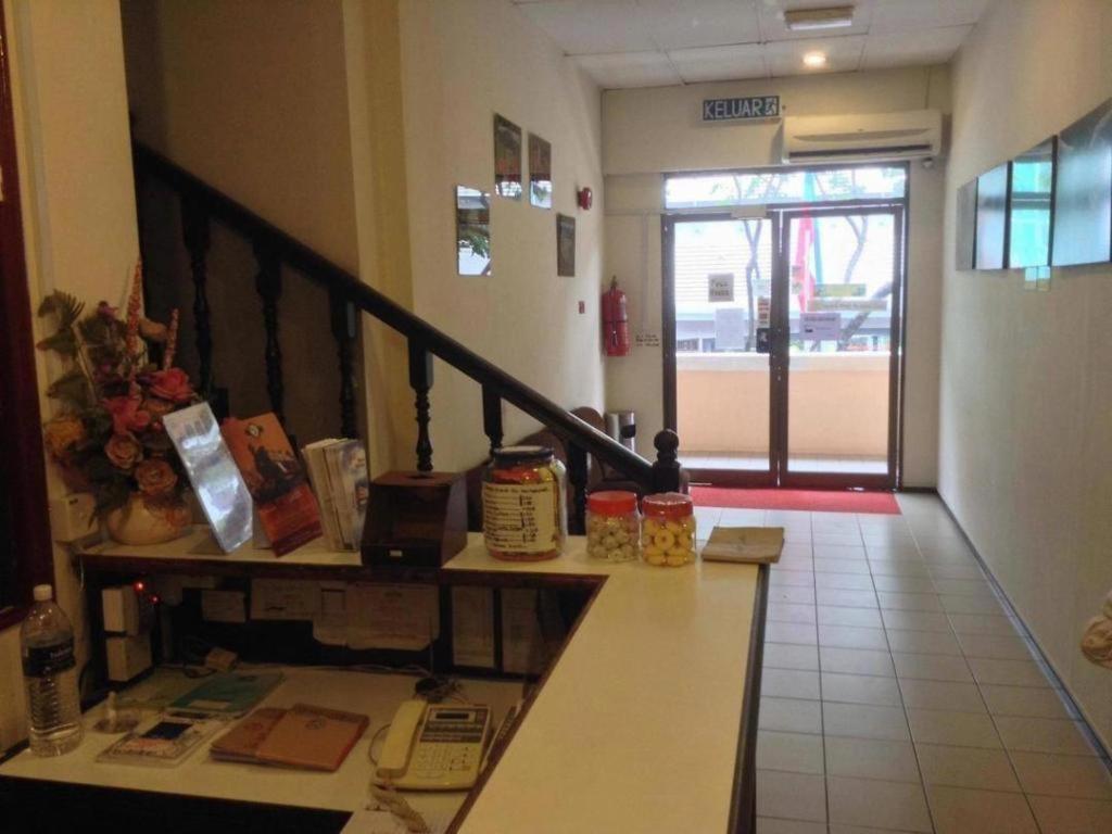 Hotel Holiday קוטה קינבלו מראה חיצוני תמונה