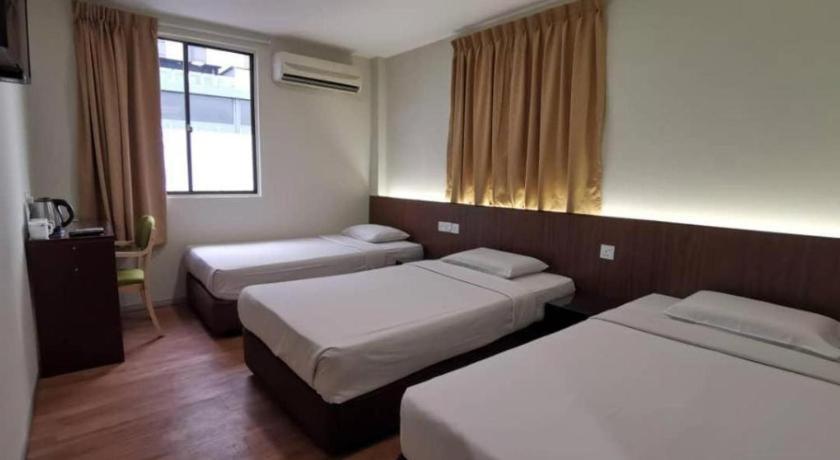 Hotel Holiday קוטה קינבלו מראה חיצוני תמונה