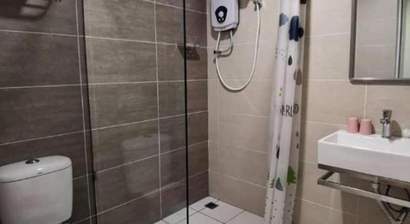 Hotel Holiday קוטה קינבלו מראה חיצוני תמונה