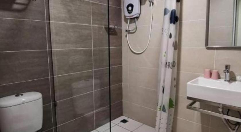 Hotel Holiday קוטה קינבלו מראה חיצוני תמונה